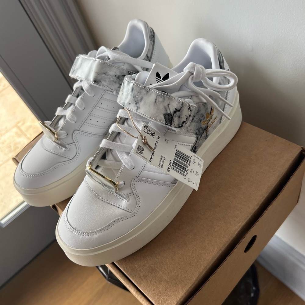Adidas Originals Forum Bonega sneakers in white with marble print - Picture 11 of 15